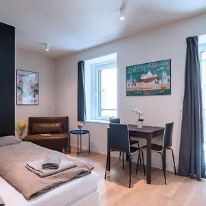 Hitrental Station Διαμέρισμα