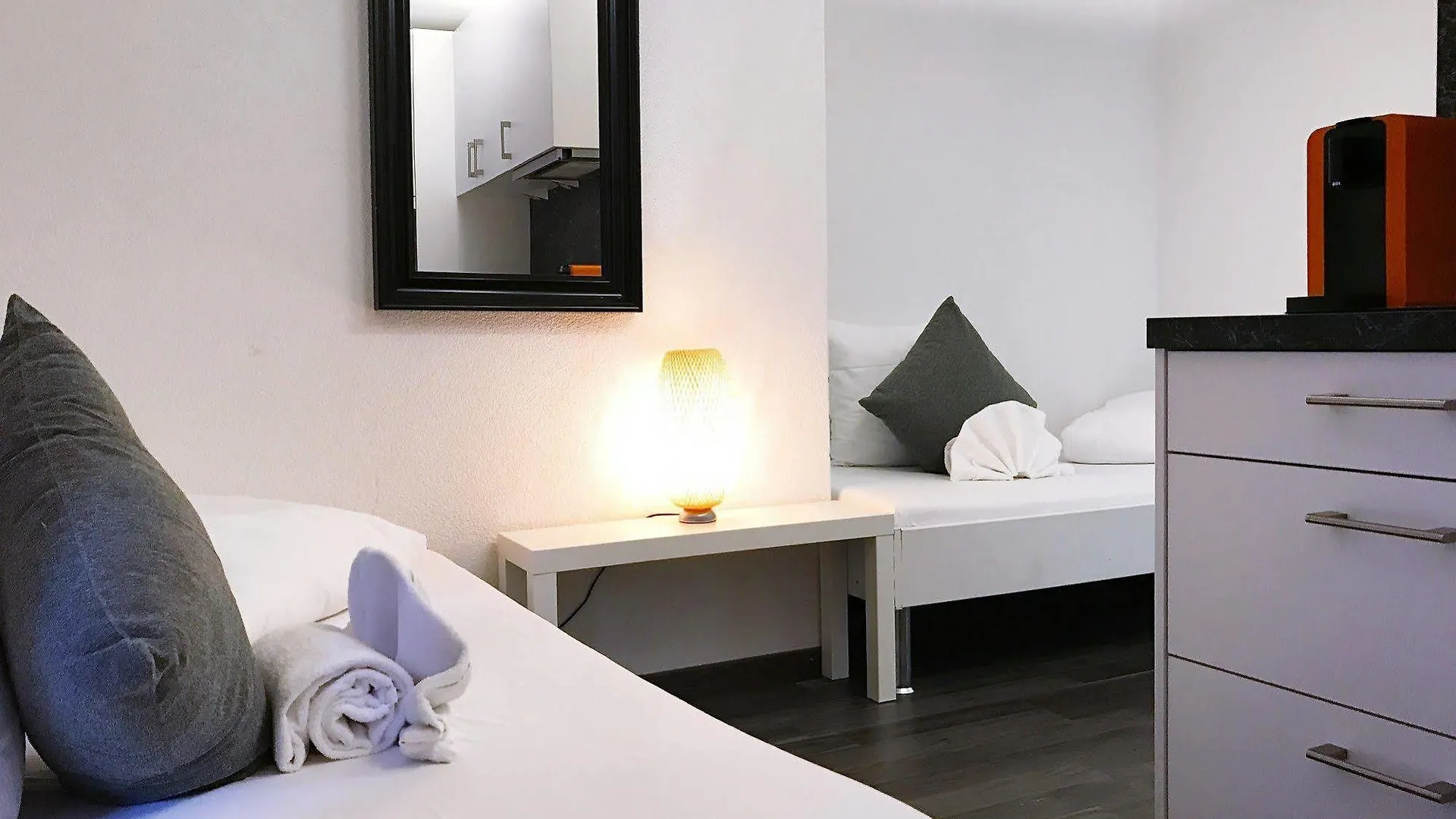 Inside Five Aparthotel Ζυρίχη 3*,